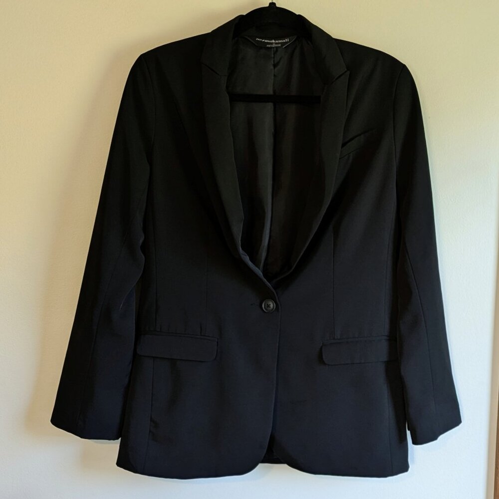 Norma Kamali Single-Breasted Black Blazer
